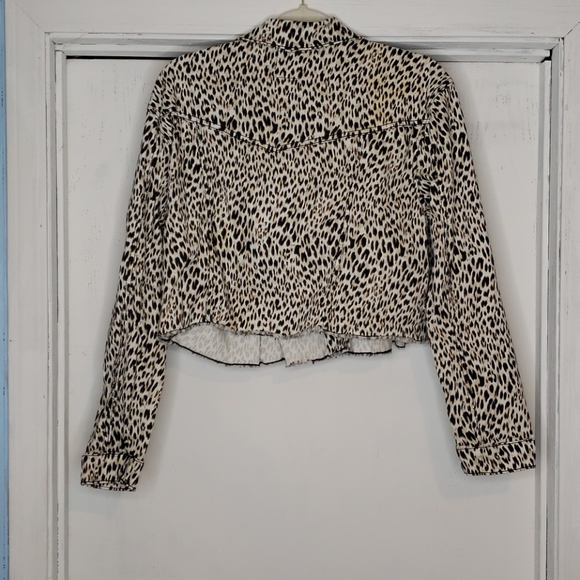 Juniors Leopard Cropped Trucker Jacket - Picture 4 of 4